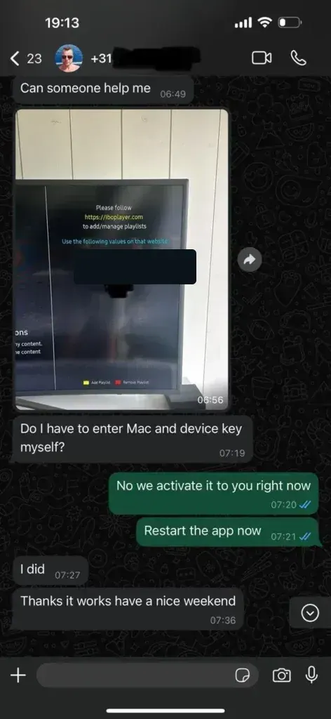 WhatsApp-Nachricht eines Kunden mit Hilfe bei der App-Einrichtung (persönliche Daten unkenntlich gemacht)